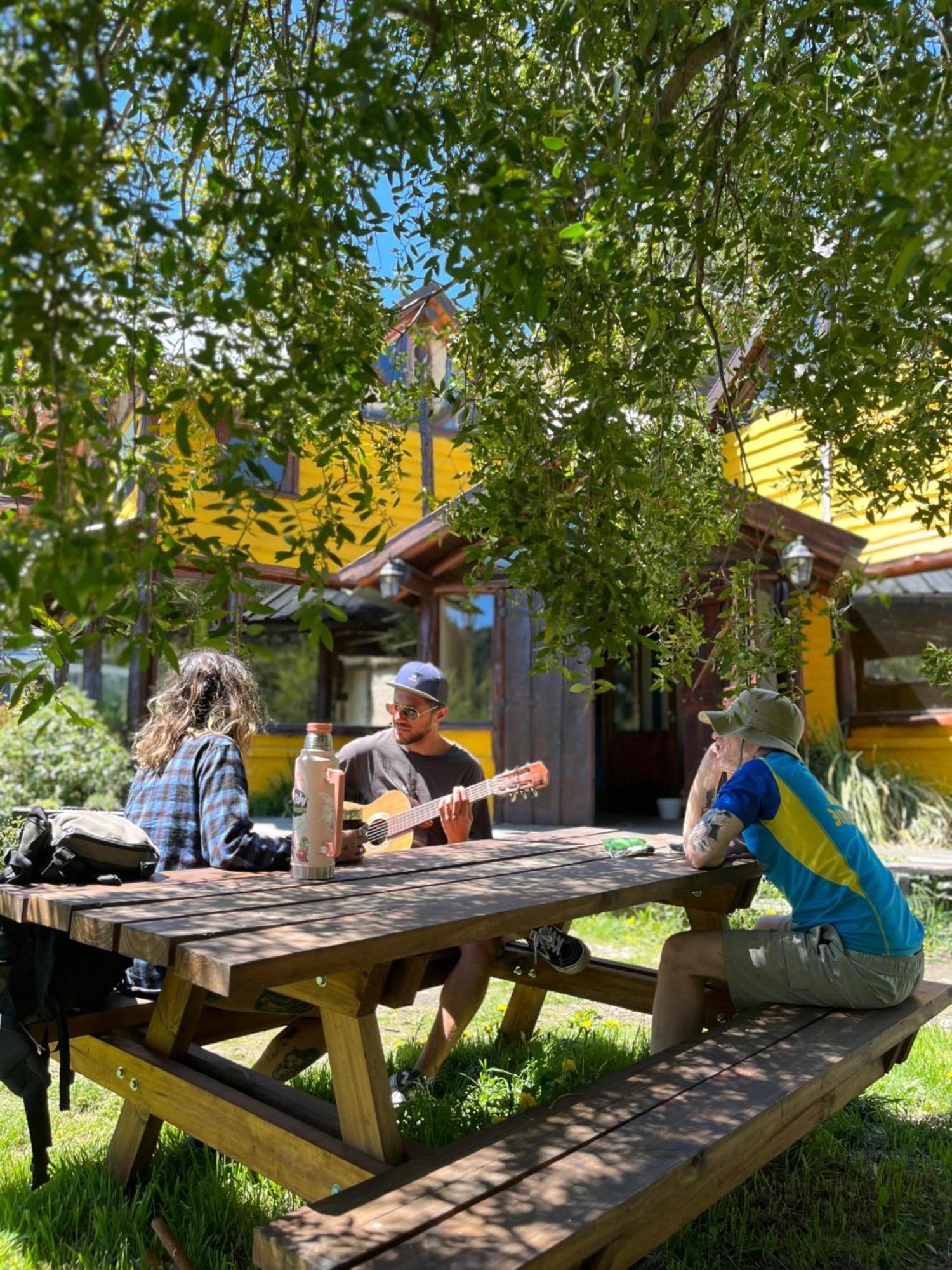 Hostel Capsula Refugio Oeste Сан-Карлос-де-Барилоче Экстерьер фото